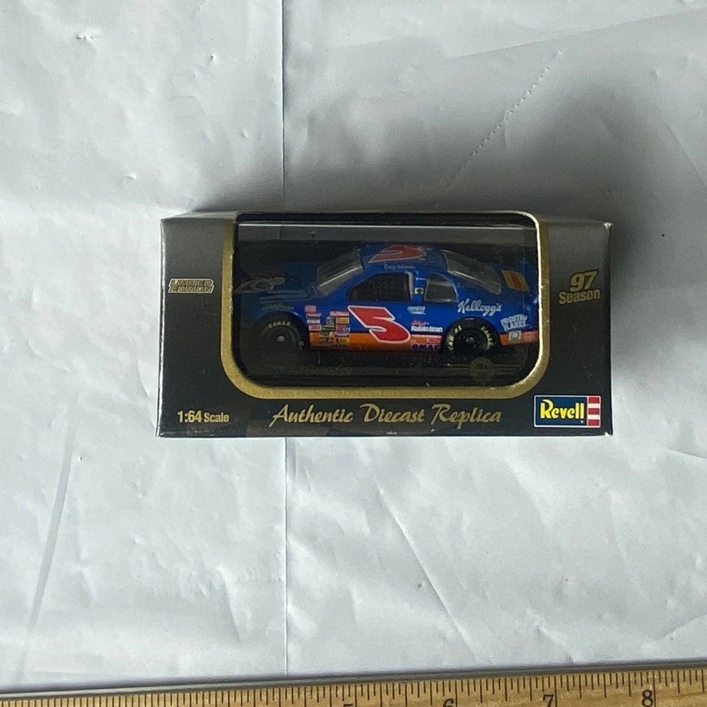 Revell 164 Scale Authentic Diecast Replica Blue Racing Car Number 5